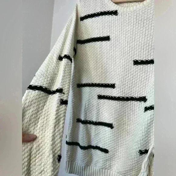 Lucky Brand Womens White Fringe Asymmetrical Western Boho Bohemian Sweater Small - Picture 8 of 10